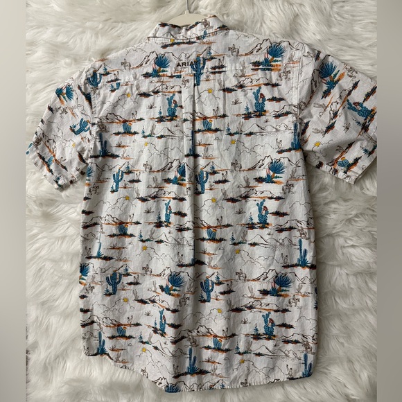 Ariat White Short-Sleeve Desert Cactus Print Shirt - Picture 6 of 6